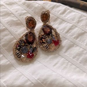 Oh my!!! Gorgeous earring ❤️